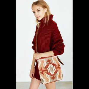 EUC 🌵 Stela 9 Woven Crossbody